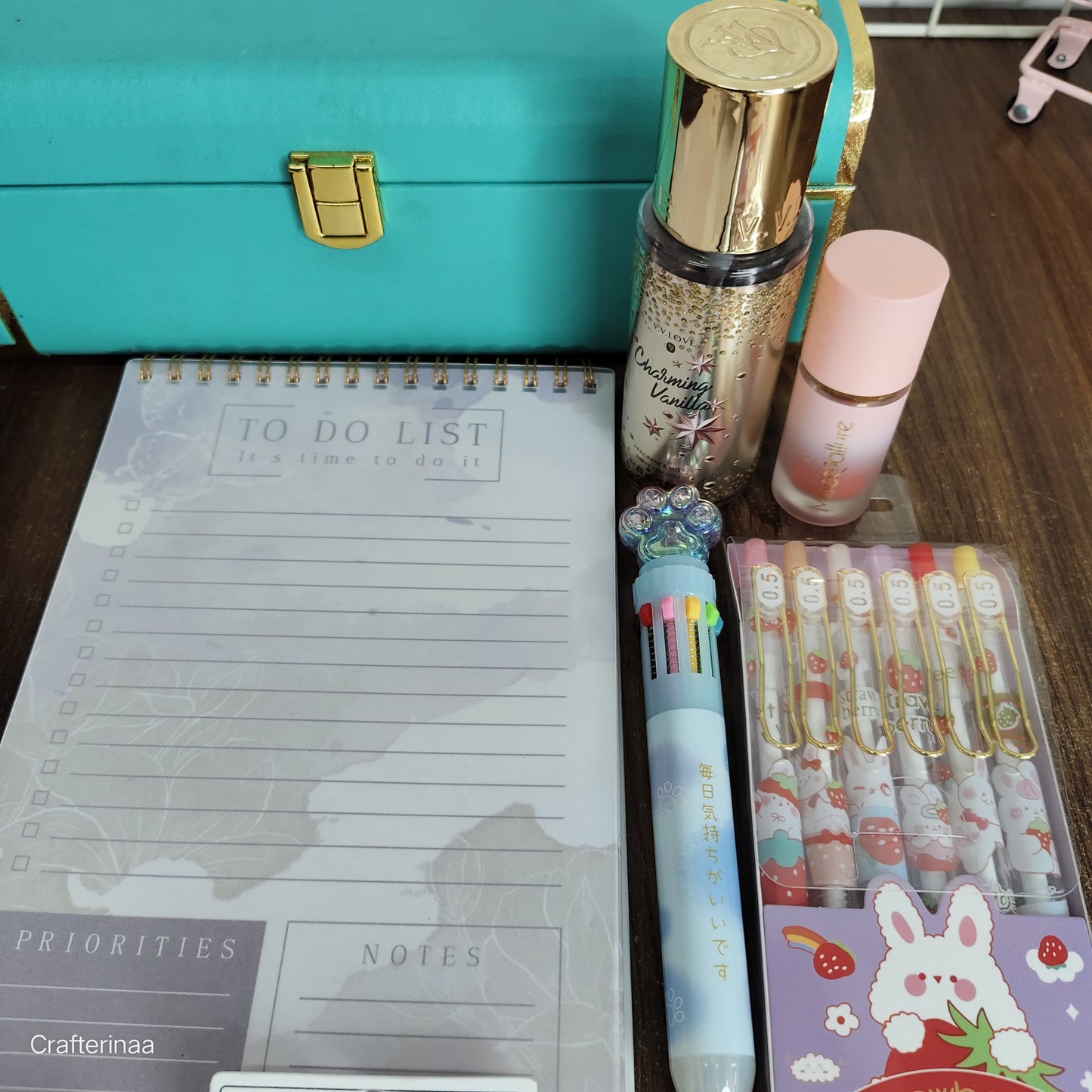 “Happy Soul Gift Hamper – Cute Stationery, Jewelry, Self-Care & Accessories”