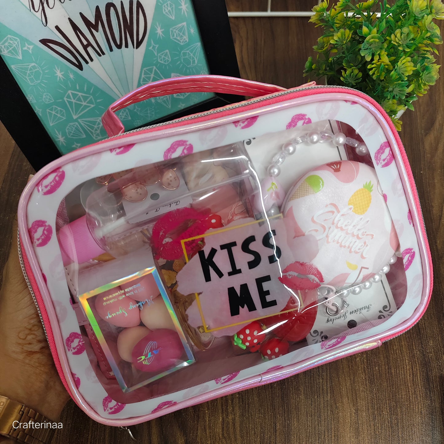 All-in-One Beauty & Stationery Gift Kit