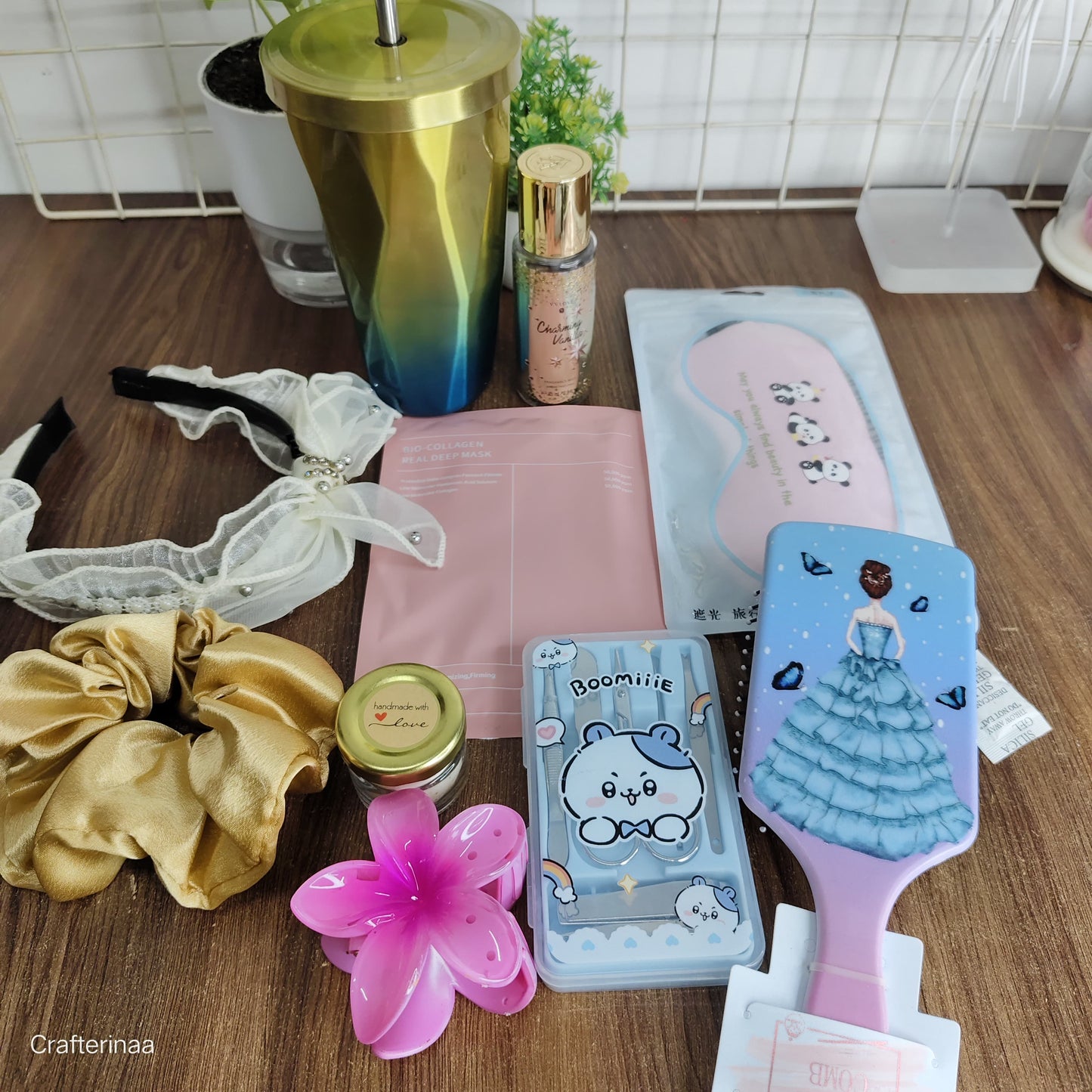 Luxury Pamper Gift Box for Women – Hairbrush, Scrunchie & Skincare Combo