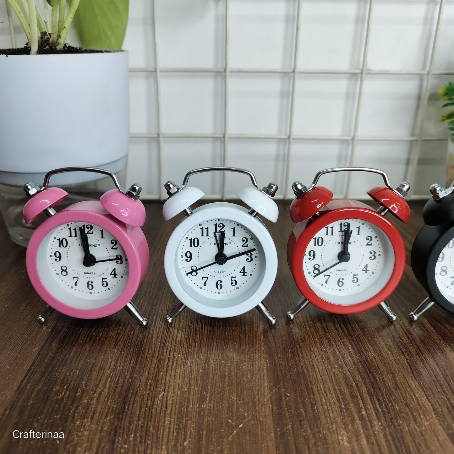 Vintage Style Mini Alarm Clock – Loud Twin Bell Design for Bedroom & Study Table
