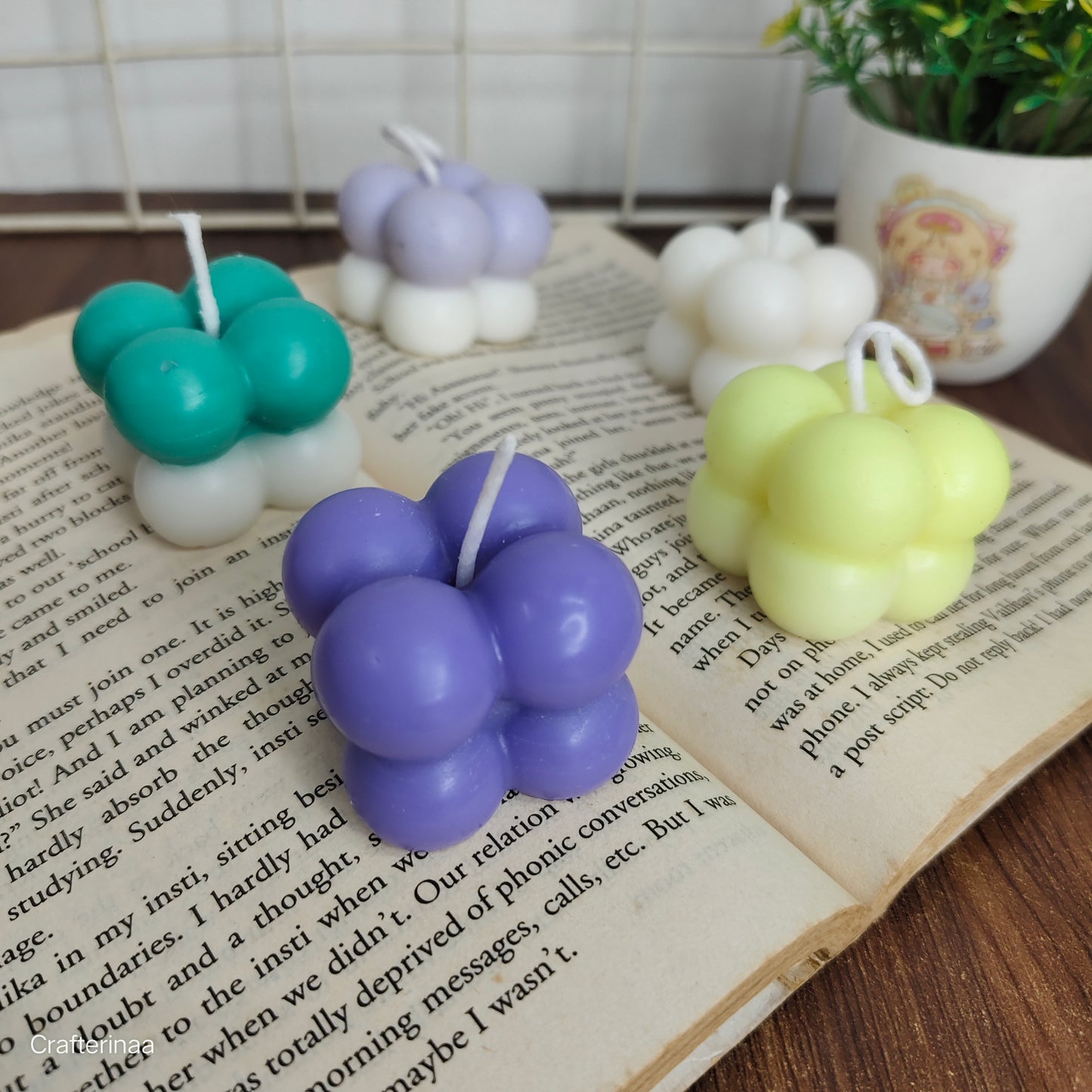 Aesthetic Bubble Shape Candle – Scented & Decorative Home Decor Candle