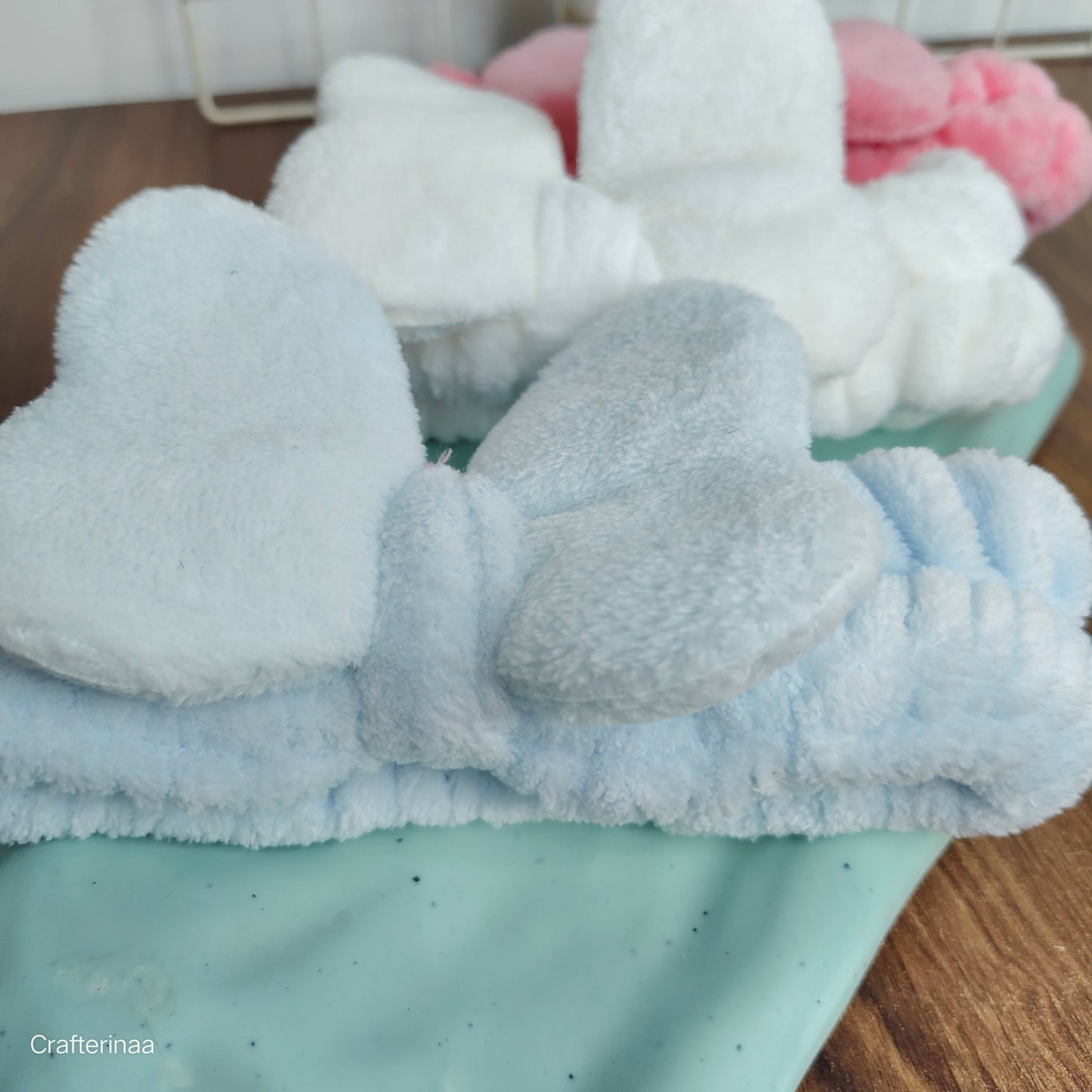“Cute Polka Bow Hairband – Soft Plush Makeup & Skincare Headband”