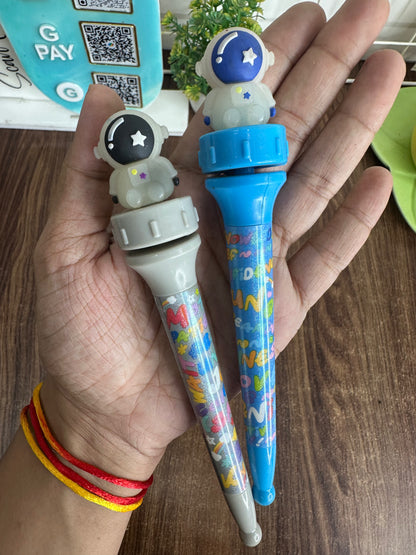 Cute 3D Spinner Character Gel Pen – Unicorn & Astronaut Fidget Pen