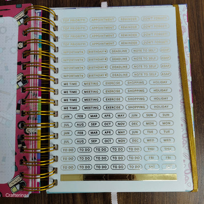 “Girl Boss planner Set – 2025/2026 Calendar, Notebooks, Planner, Bookmark & More | Motivational Desk Set for Women & Girls”