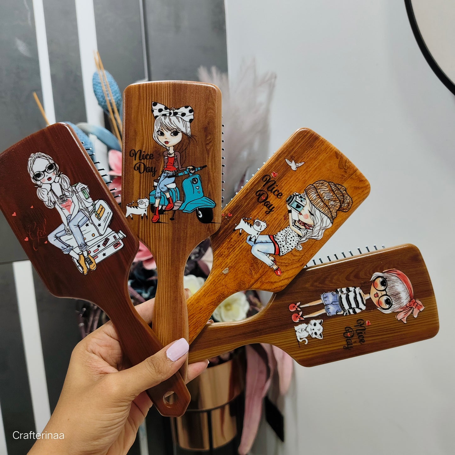 Urban Chic Hairbrush Serie| stylish hairbrush for girls