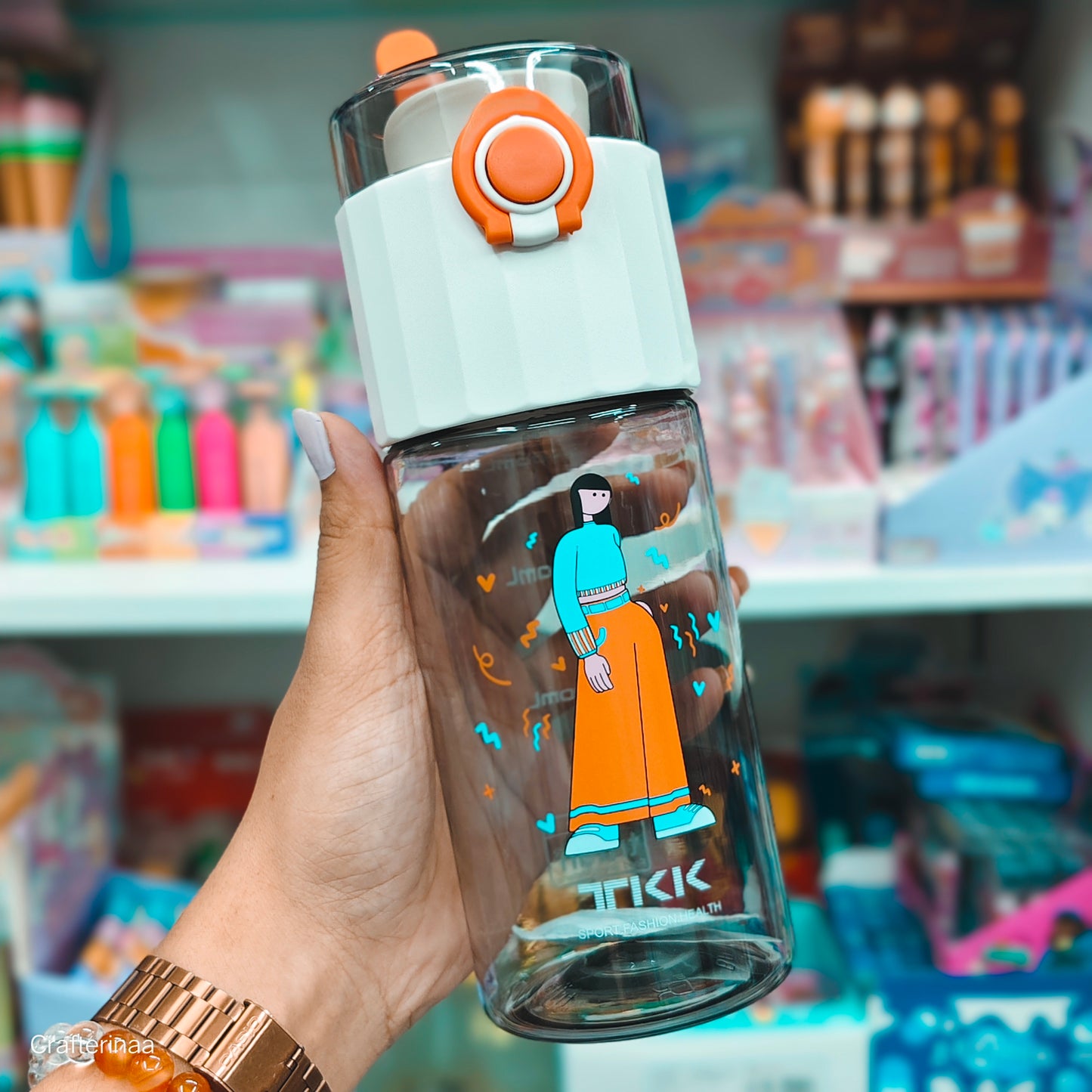 "Trendy Designer Water Bottles – Stylish Hydration for Teens & Adults"