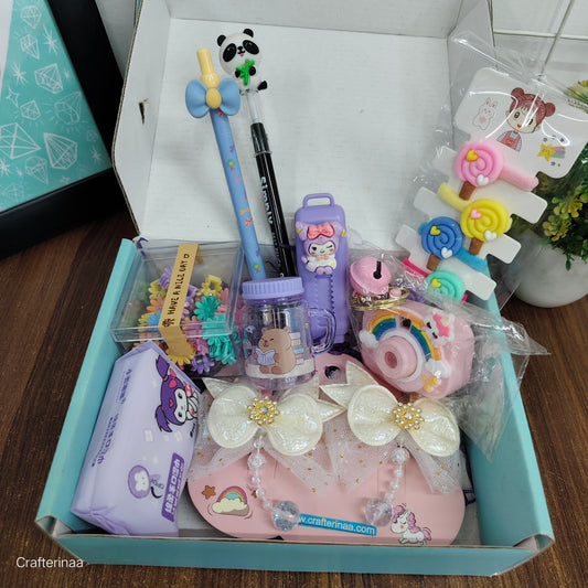 Cute things in budget hamper|Hamper of accessories and stationery with projector light keychain