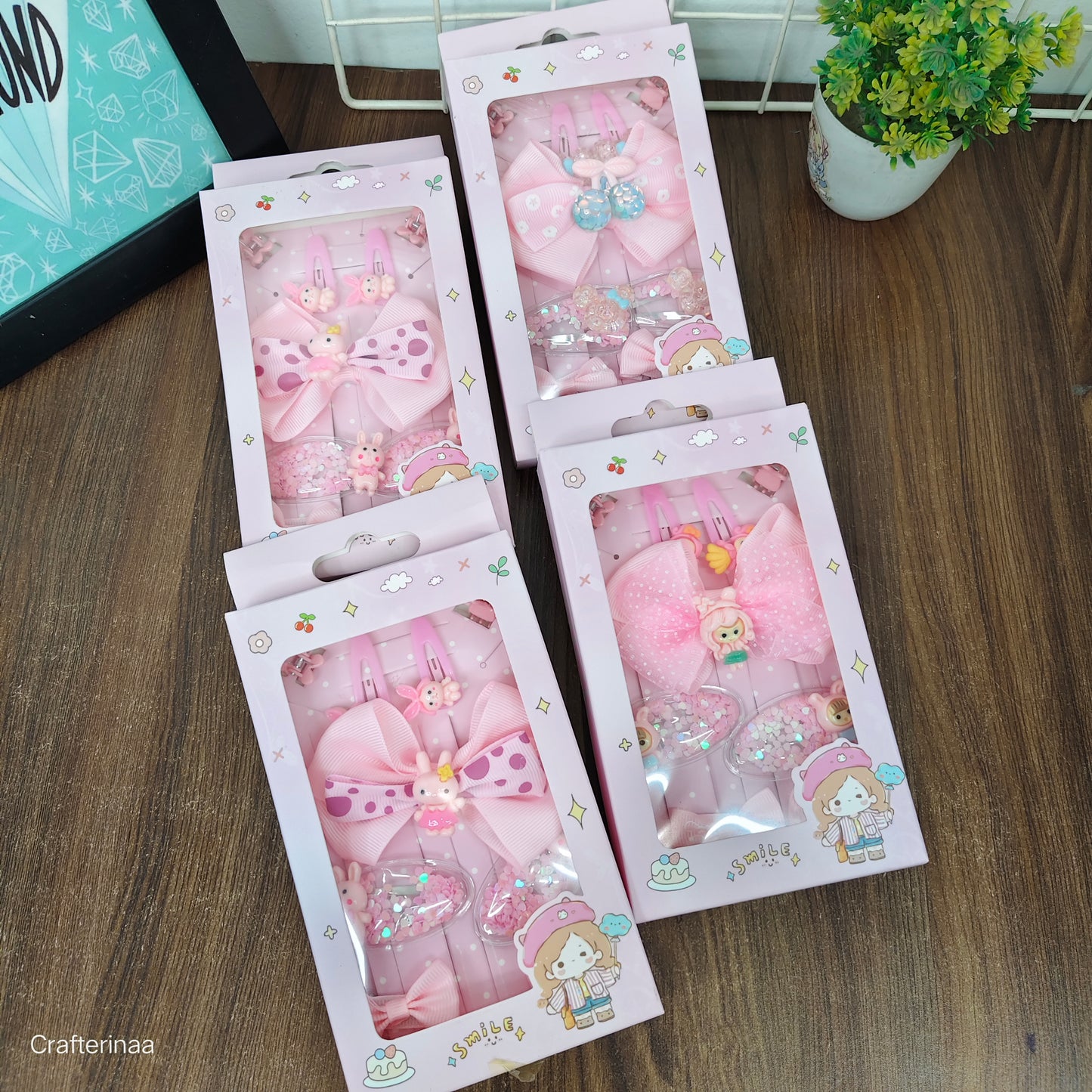 “Cute Hair Clip Set for Girls – Bows, Clips & Rubber Bands in Gift Box”