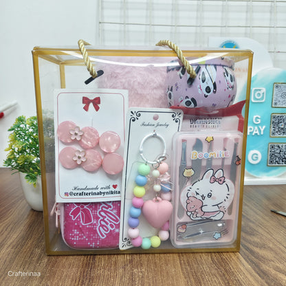 “Aesthetic Love Gift Box – Cute Goodies, Self-Care & Desk Essentials”