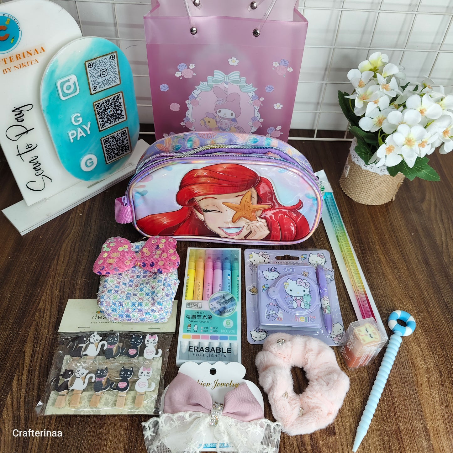 Pretty Princess Rakhi Gift Hamper – Cute Stationery & Hair Accessories