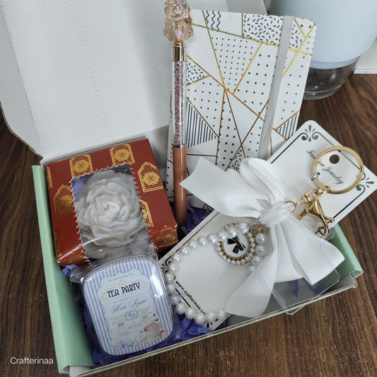 Elegant Gift Hamper for Women – Pearl Keychain, Journal & Scented Candle