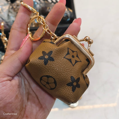 “Luxury Mini Coin Pouch Keychain – Elegant Leather Purse Holder”