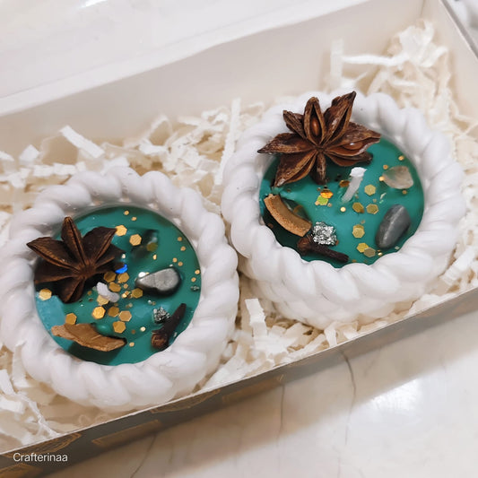 Money manifestation candle|Eco Soy Wax Diya – Green Scented Candle with Natural Herbs & stones (2 candles set)