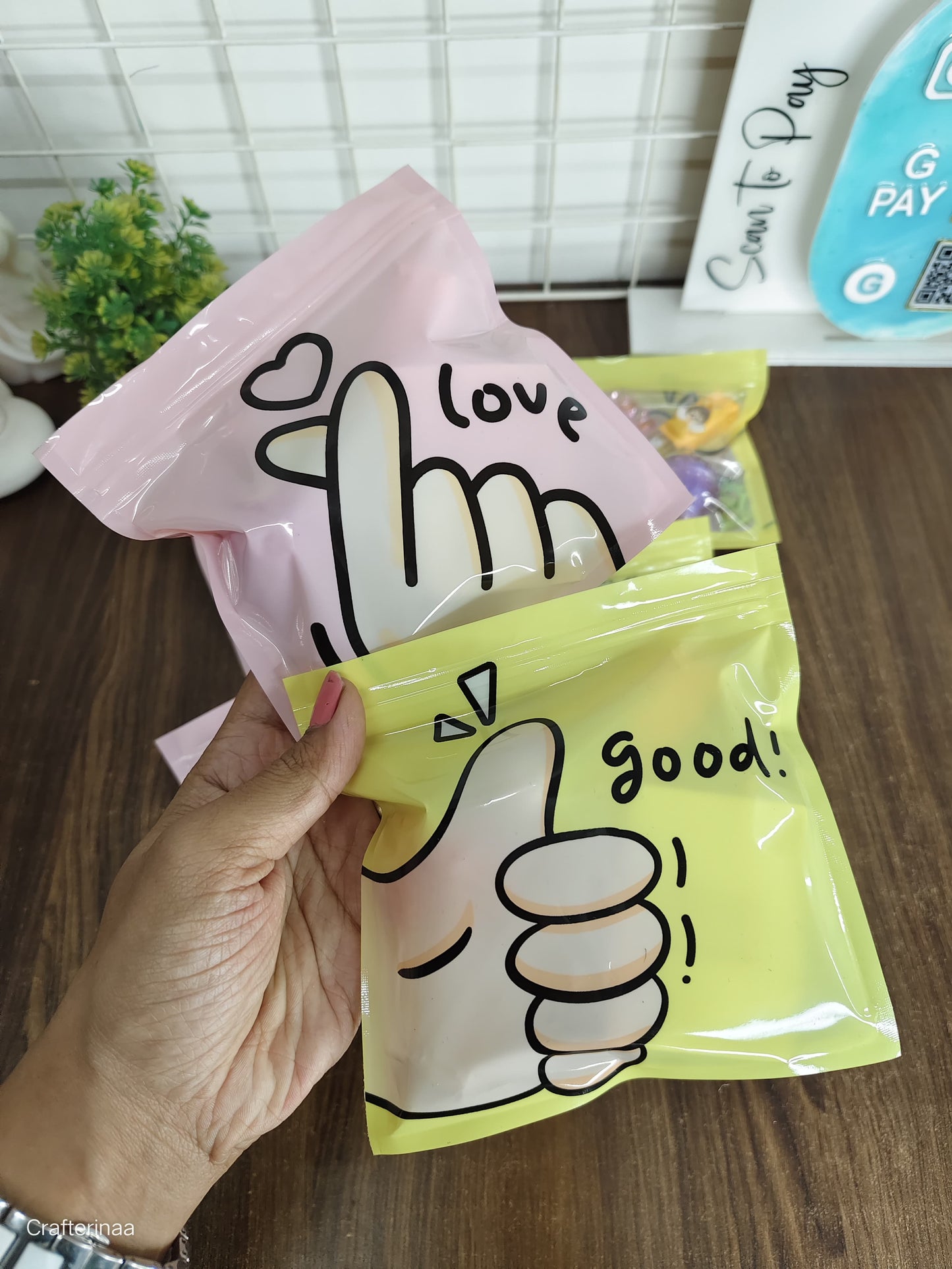 Mini Pastel Stationery & Accessories Gift Pouch | Cute Pen, Hair Clips, Eraser & Trinkets Set