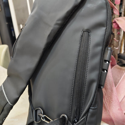Trendy Waterproof crossbody Bag – USB Charging Port, Anti-Theft Crossbody Bag for Travel, Office & Daily Use